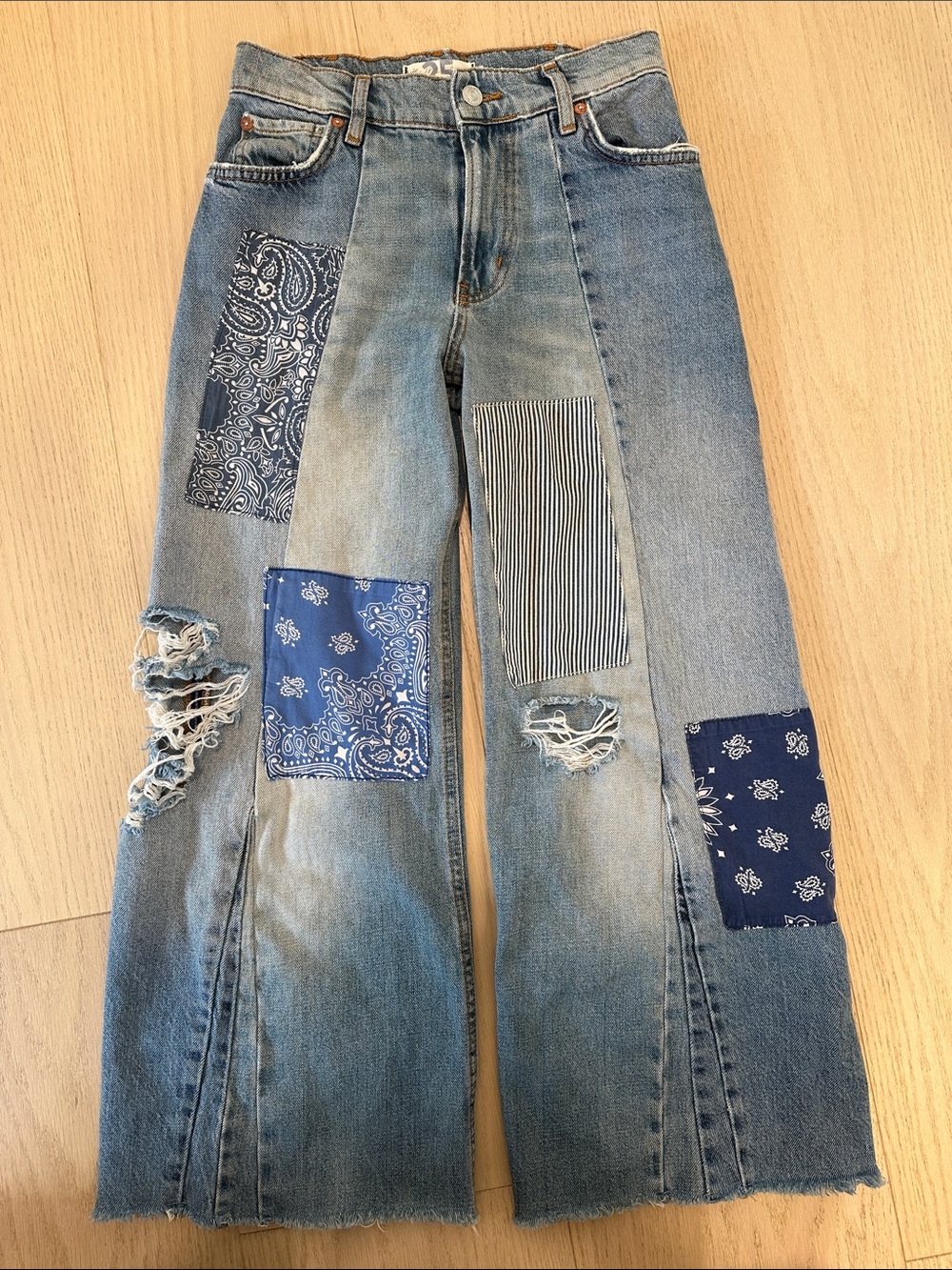 We The Free Blue Heart of Gold Wide Leg Crop Jeans - Picture 6 of 12